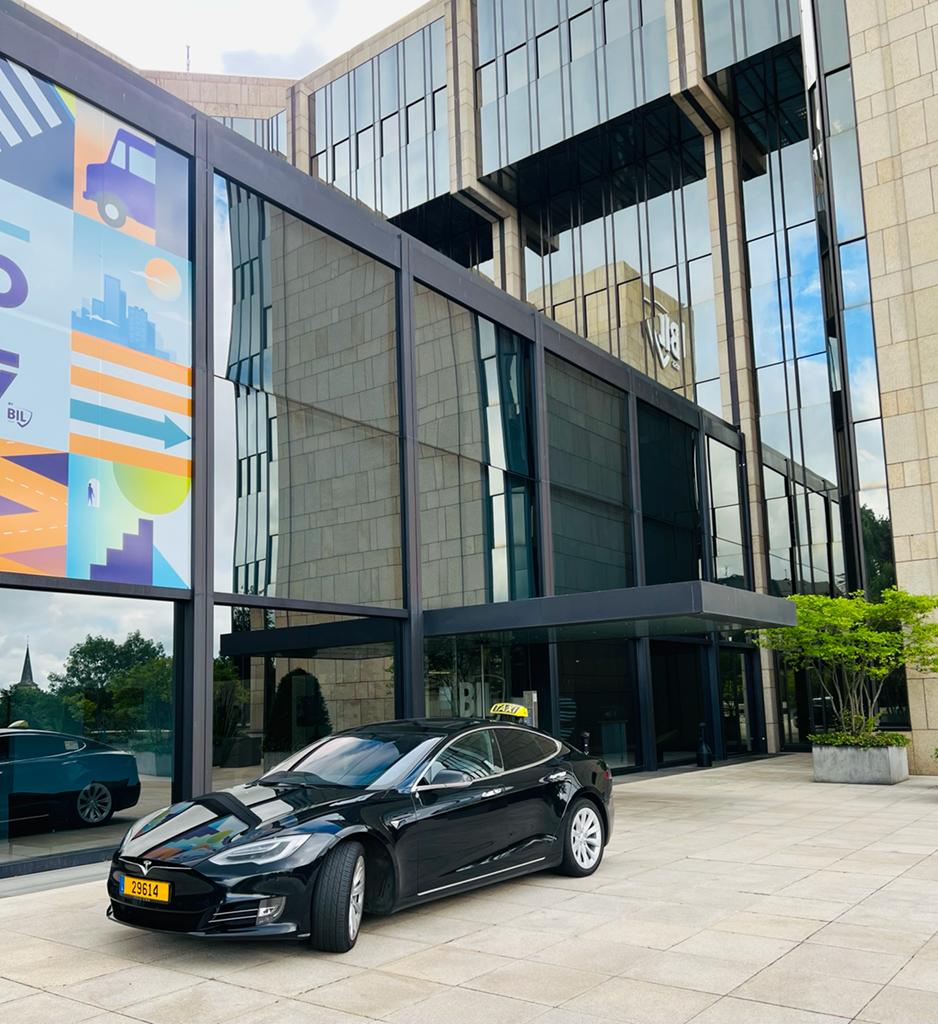 Flotte 100 % électrique Au bâtiment BIL — Kirchberg